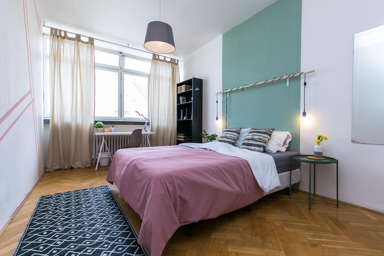 Apartments Ve Smeckach 27 프라하 외부 사진